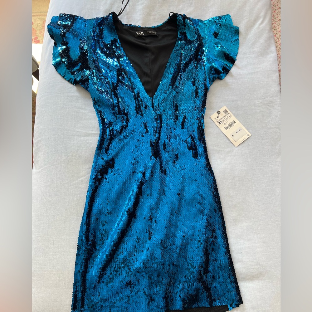 Zara Blue Mini Dress with Elegant Design